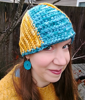 Image for Cozy Bliss Bulky Beanie pattern by Amber Bliss Calder�n