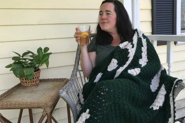 Image for Monstera Leaf C2C Afghan - A Premium Crochet Pattern — Juniper & Oakes