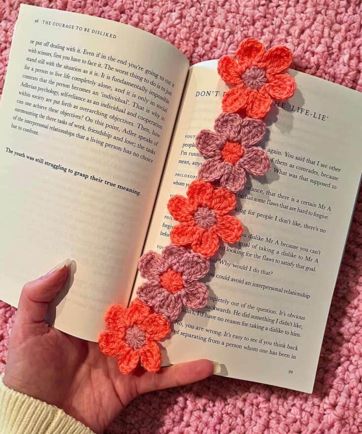 Flower_Power_Crochet_Bookmark_ free
