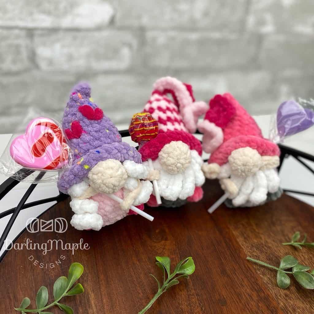 Image for Mini Valentine Gnomes