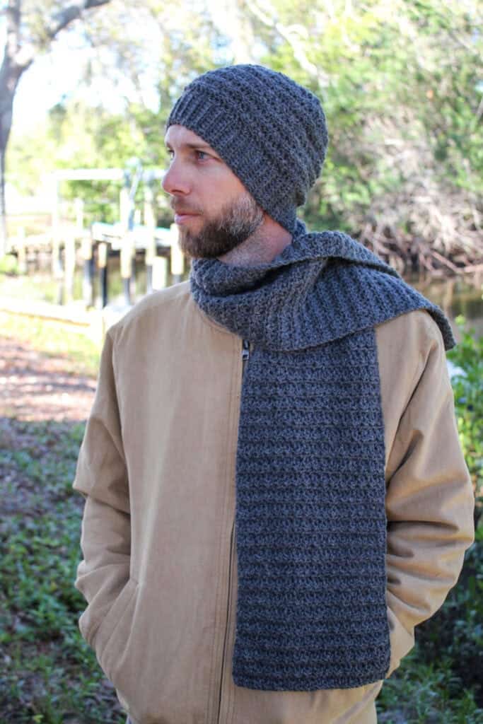 Image for Men’s Crochet Hat and Scarf Pattern