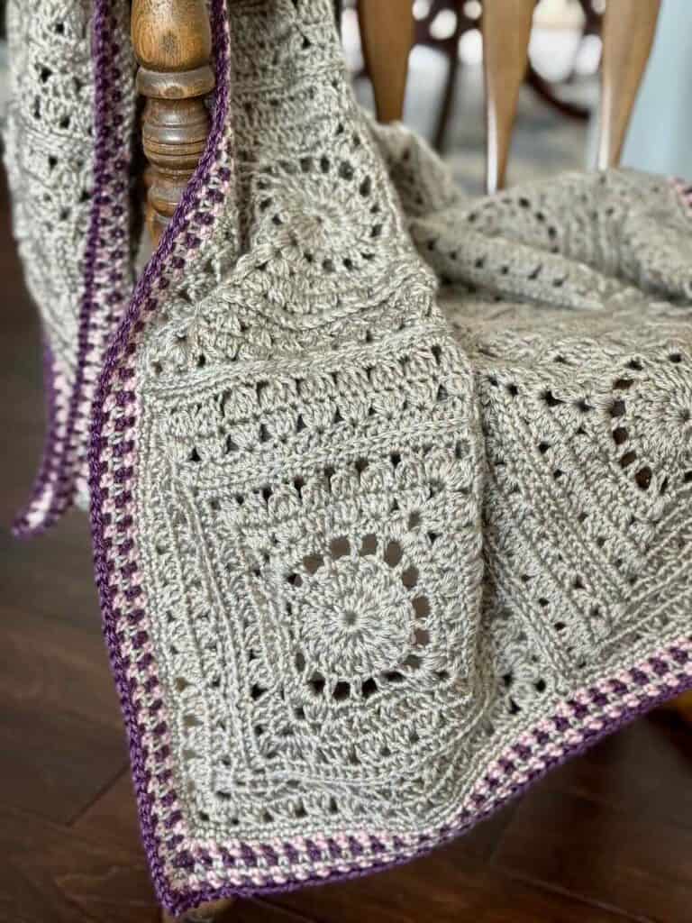 textured crochet Lapghan